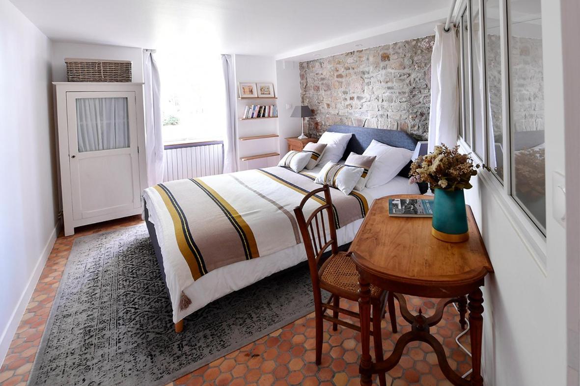 Le Logis K, Le Charme Au Coeur De Saint Pair Apartment Exterior photo